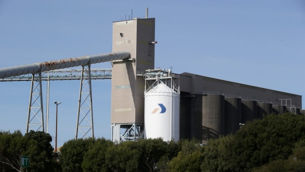 Alcoa_Smelter.jpg